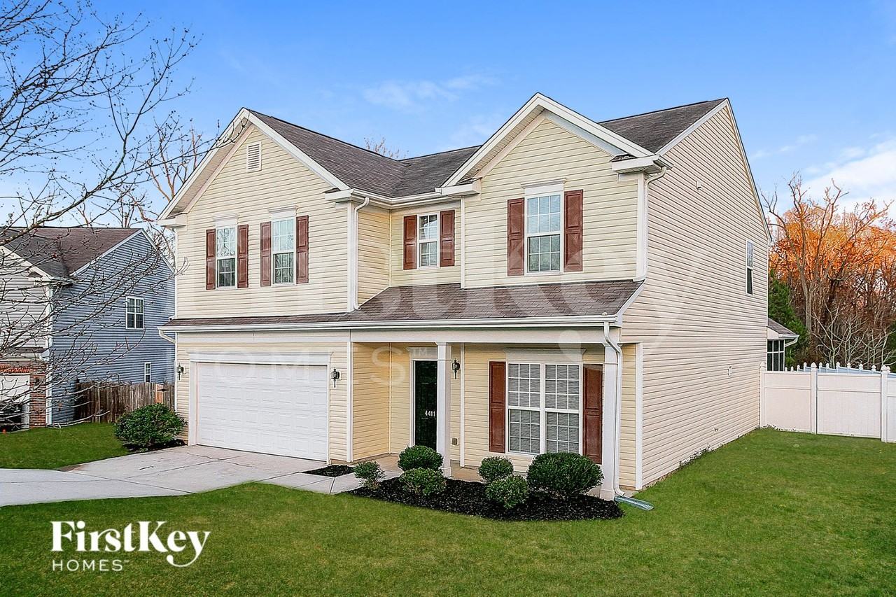 4411 Casey Trace Ct - Photo 2 of 15