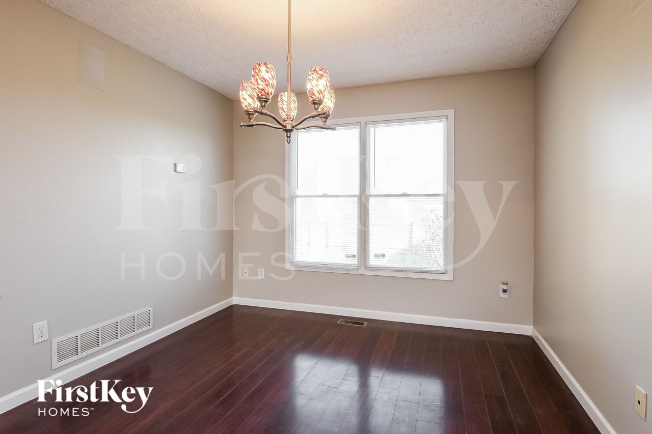 248 Westmark Ct - Photo 5 of 18