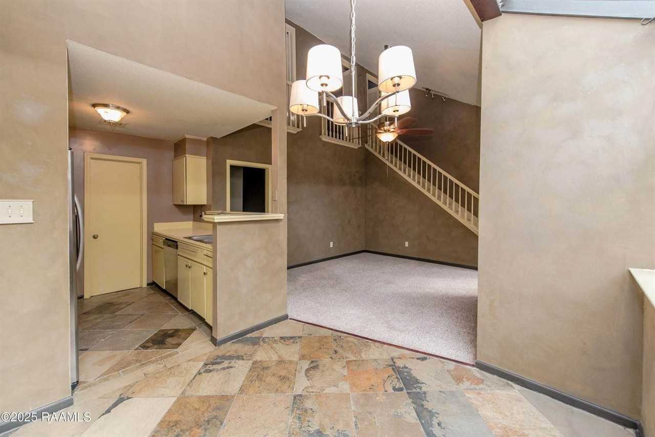 4620 W Congress St #45 - Photo 5 of 23