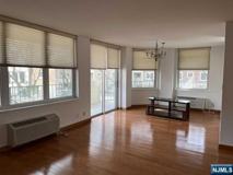 200 Grand Cove Way Apt 2a - Photo 1 of 1