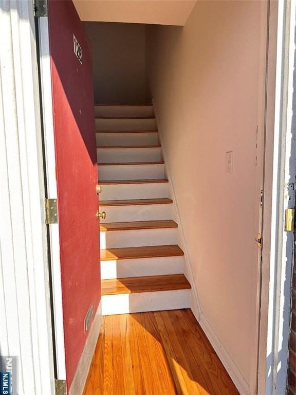 241 W Passaic 12B - Photo 2 of 38