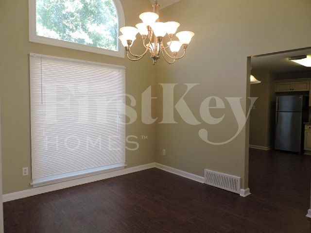 828 Tropicana Dr E - Photo 3 of 14