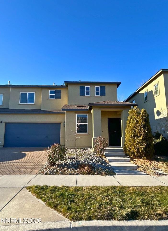 2035 Echo Valley Pkwy - Photo 2 of 16