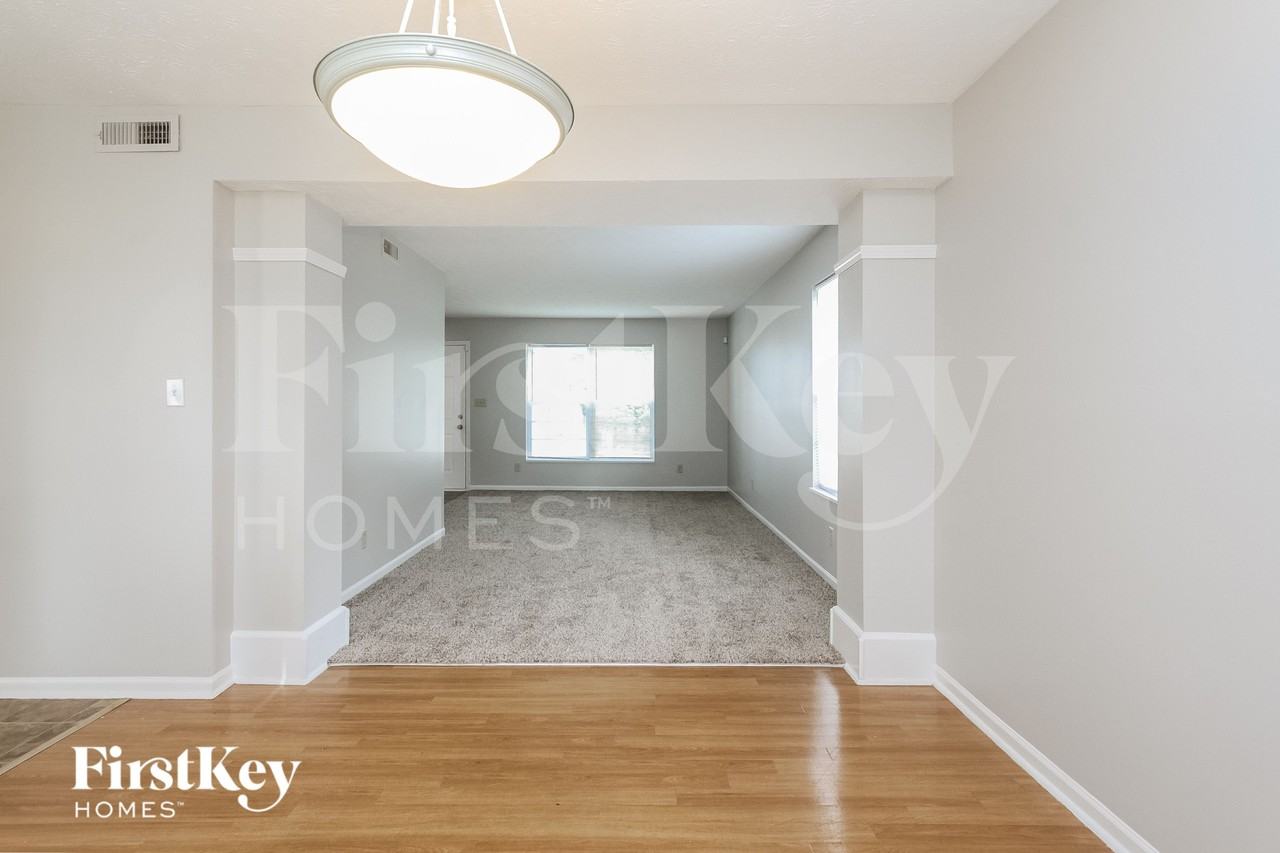 6452 Decatur Commons - Photo 6 of 18