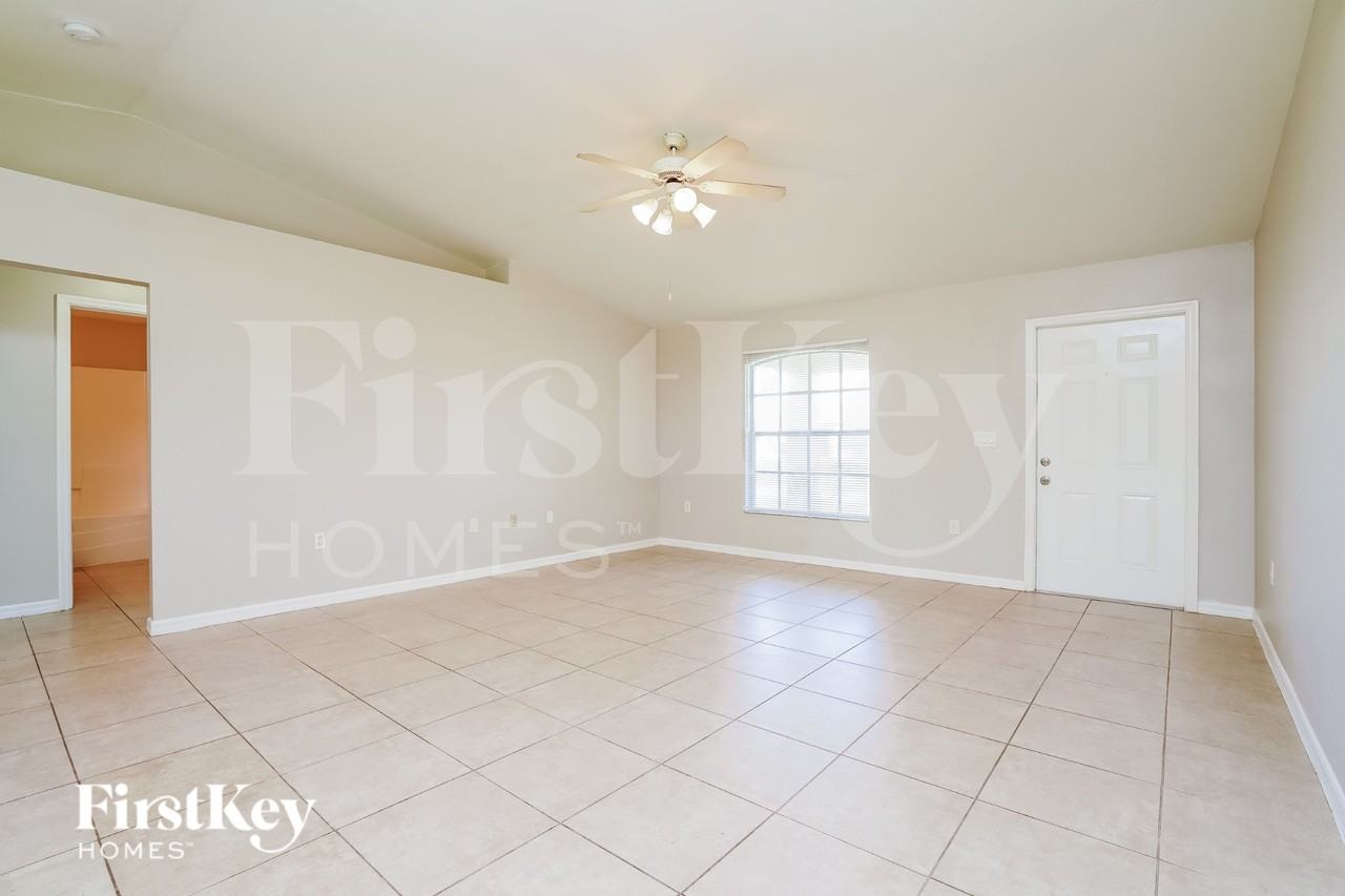 3411 21st St Sw - Photo 4 of 16