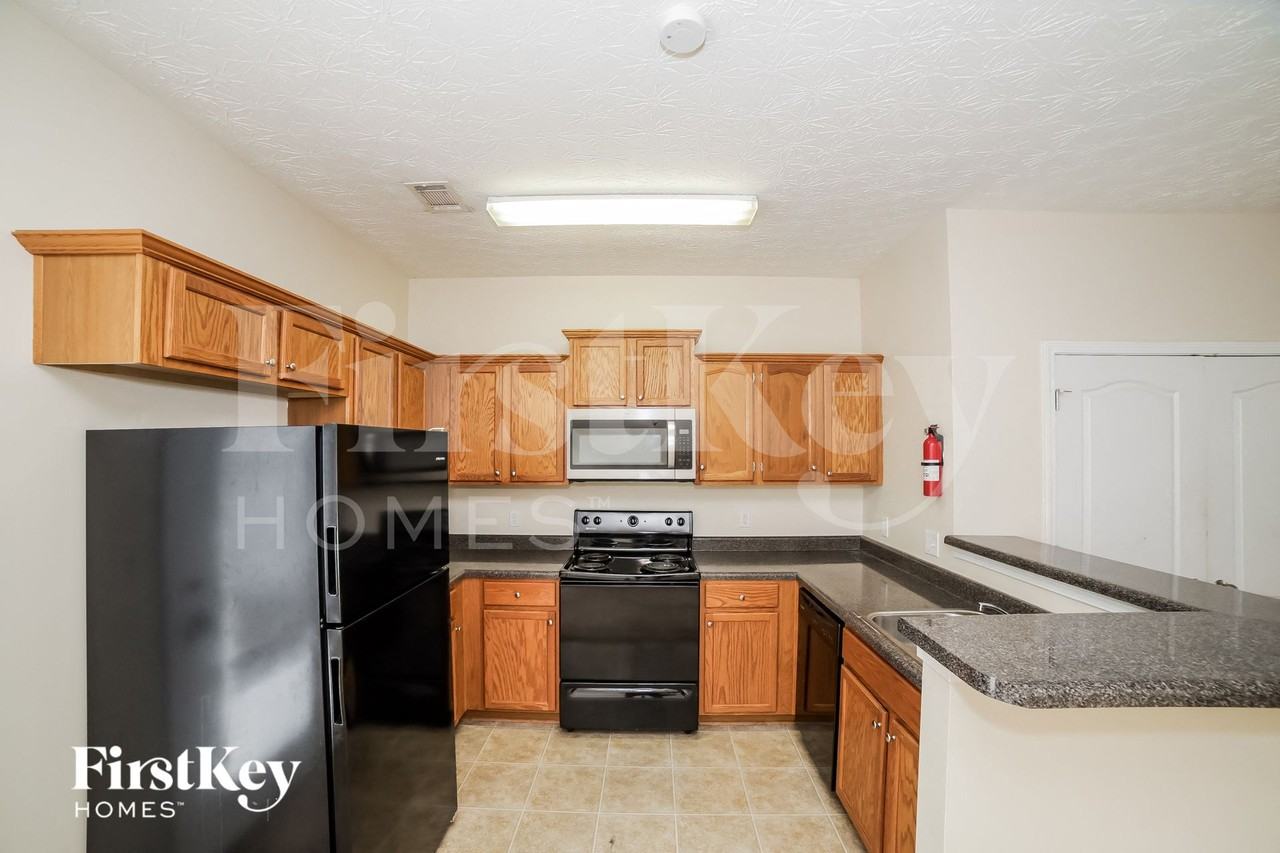 2376 Bigwood Trl - Photo 5 of 15