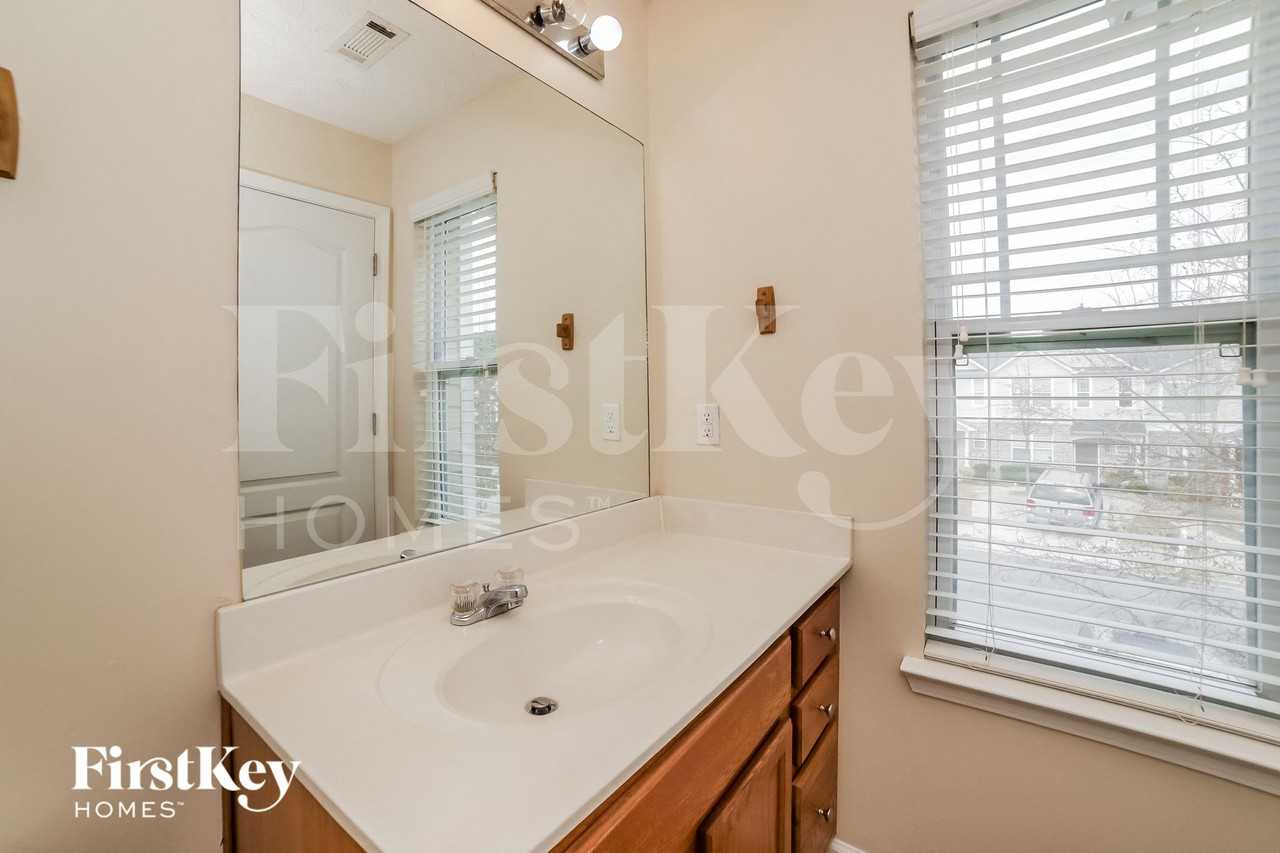 2376 Bigwood Trl - Photo 7 of 15