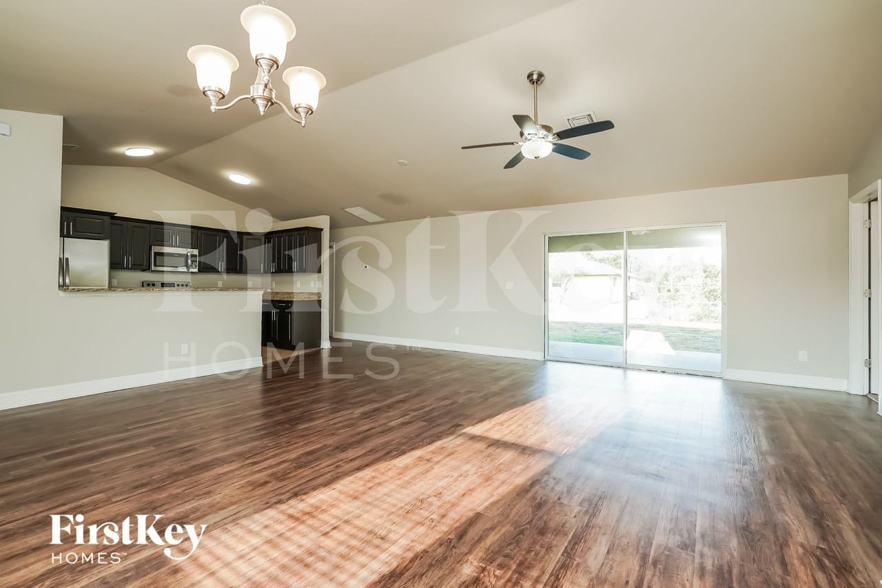 222 Cultural Park Blvd N - Photo 3 of 18