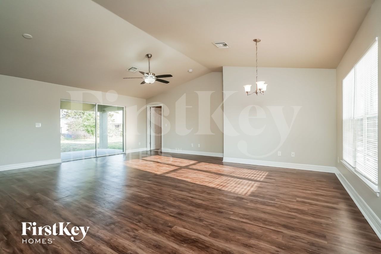 222 Cultural Park Blvd N - Photo 5 of 18