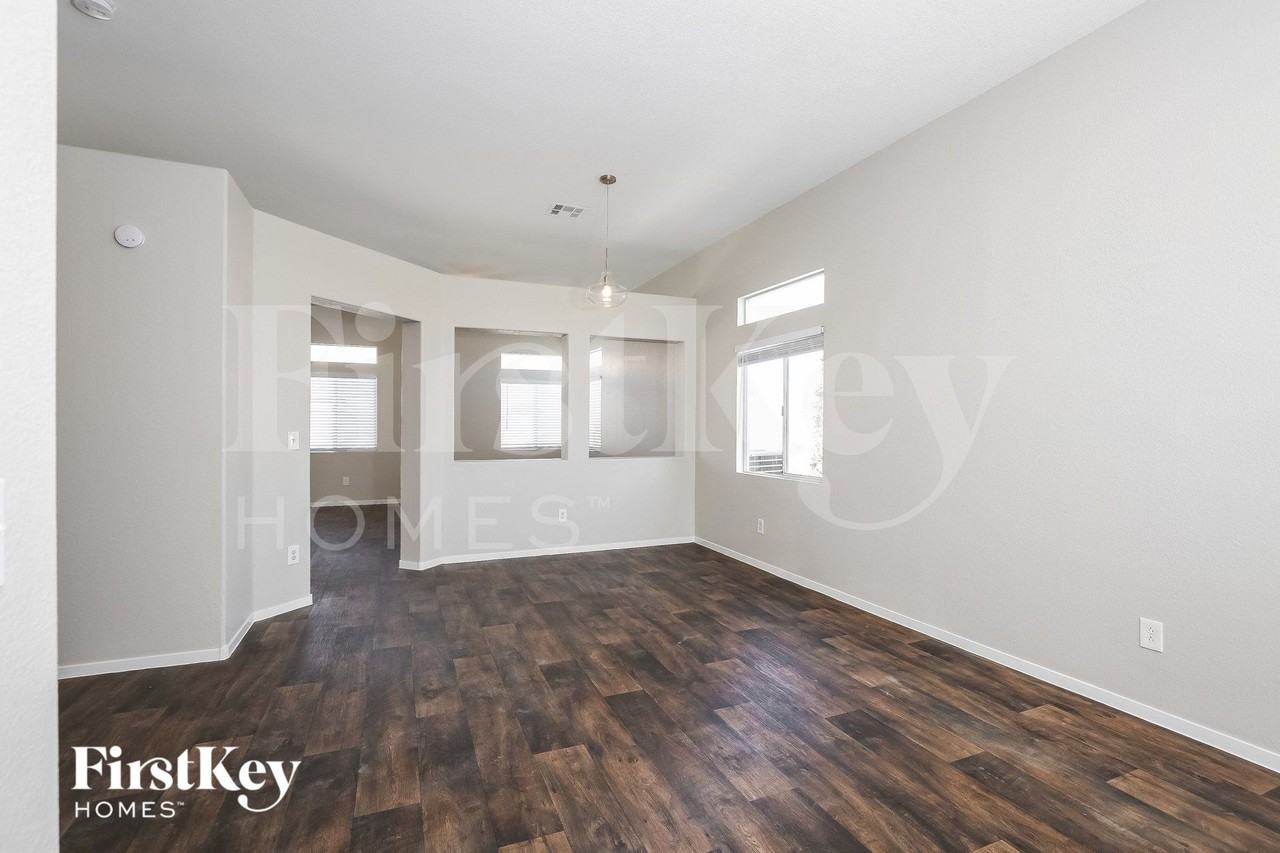 2014 Heritage Ridge Ave - Photo 5 of 15