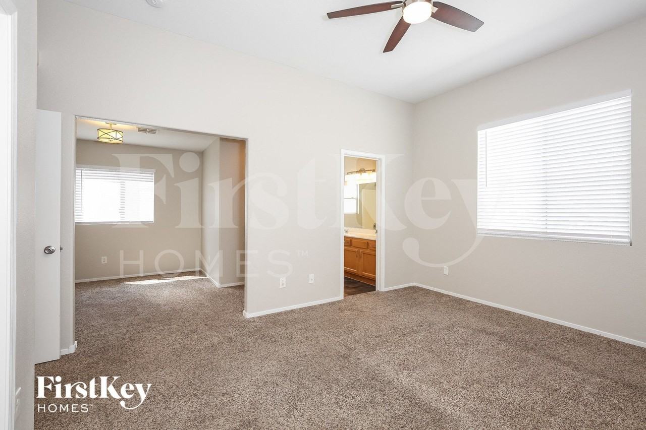 2014 Heritage Ridge Ave - Photo 7 of 15