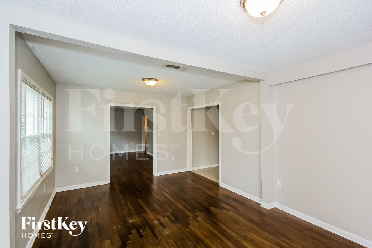 1367 Blanche Dr Se - Photo 6 of 18