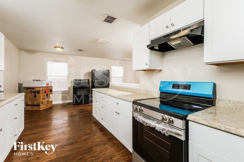 10934 Moonlit Cyn - Photo 6 of 16