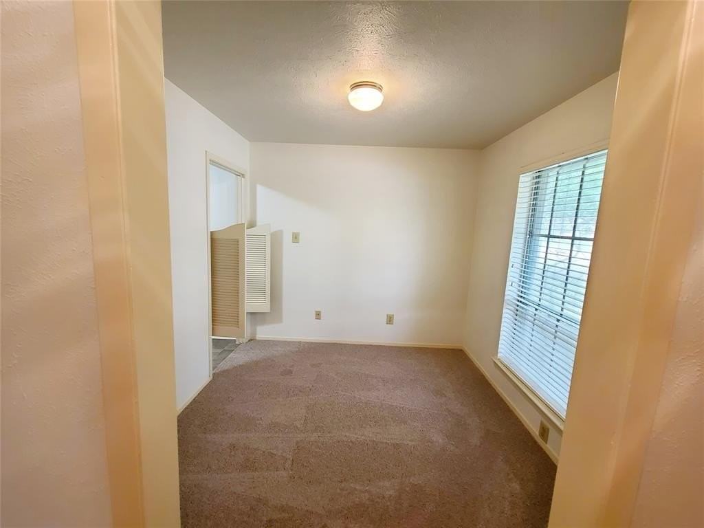 7409 Brentcove Cir - Photo 6 of 28