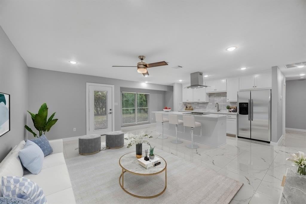 313 Clearwood Dr - Photo 3 of 23