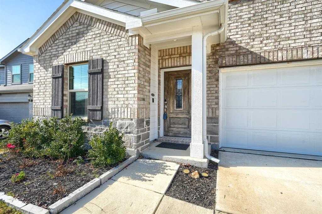 1328 Cress Garden Ln - Photo 2 of 32