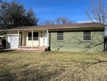 303 Cumberland Rd - Photo 1 of 1