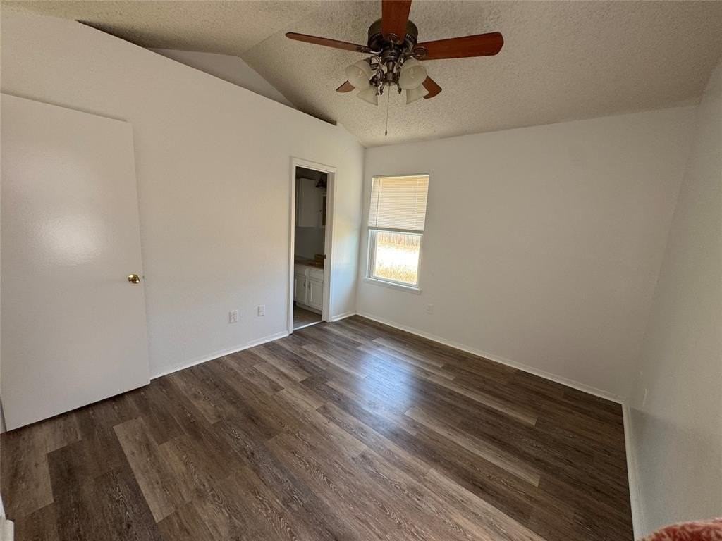 3757 Trinity Ln - Photo 3 of 40