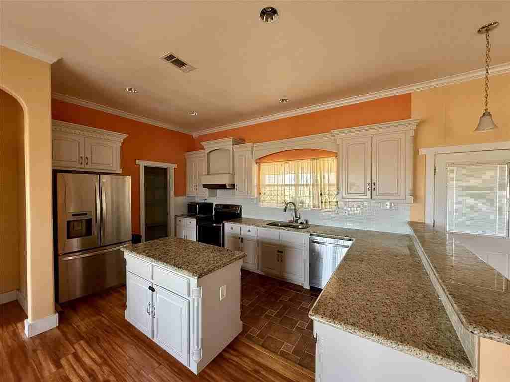 487 County Road 2622 - Photo 5 of 20