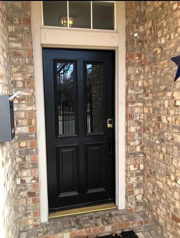 420 N Hill Ave - Photo 2 of 13