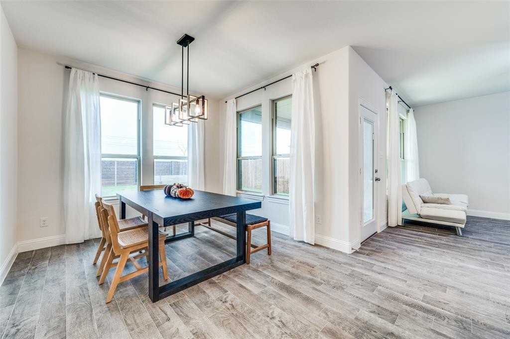 3608 Pinto Way - Photo 4 of 12