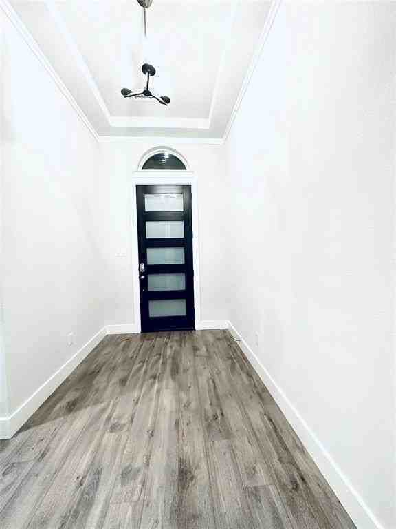 6242 Lake Brook Dr - Photo 2 of 10