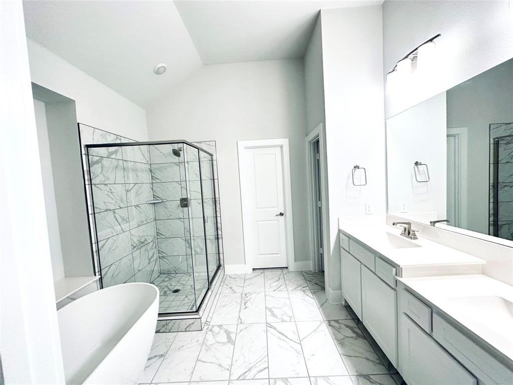 6242 Lake Brook Dr - Photo 7 of 10