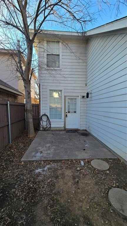 18064 Kelly Blvd - Photo 2 of 20