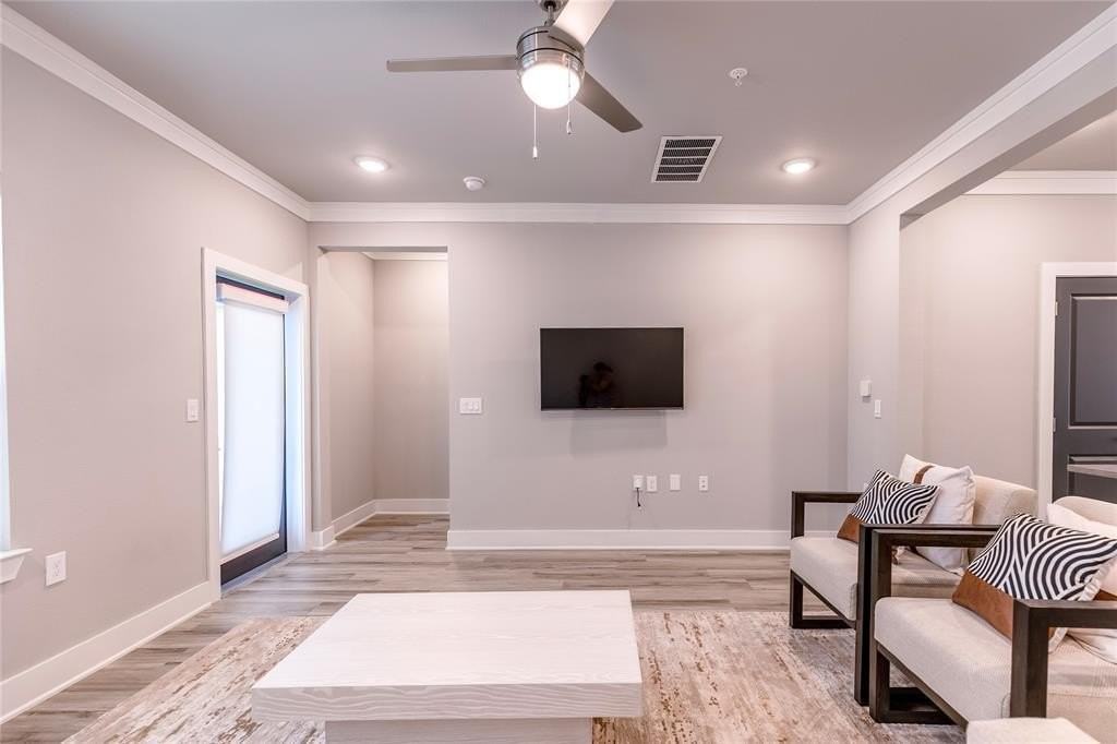 3304 Norris St - Photo 7 of 25