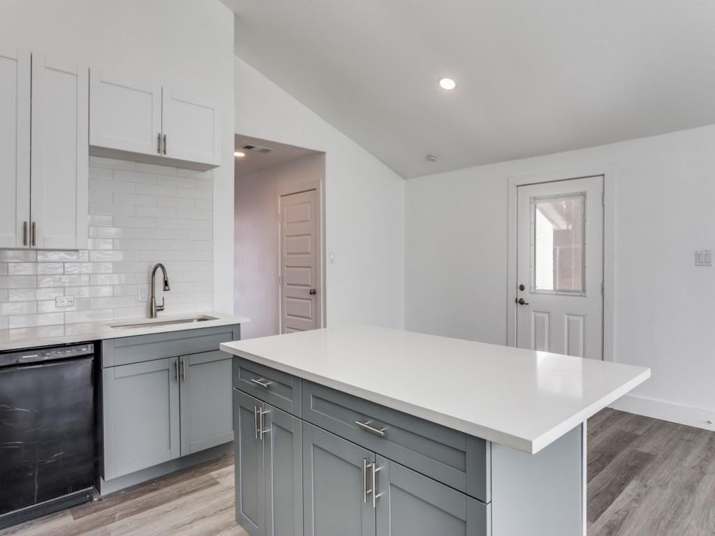 3821 Horizon Pl - Photo 4 of 19