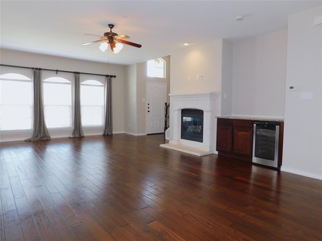 4145 Indian Run Dr - Photo 5 of 30