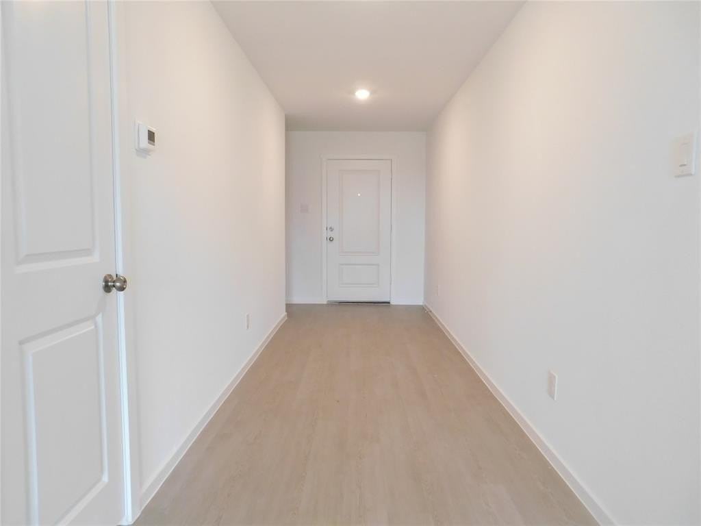 4204 Apollo Bay Ave - Photo 4 of 29