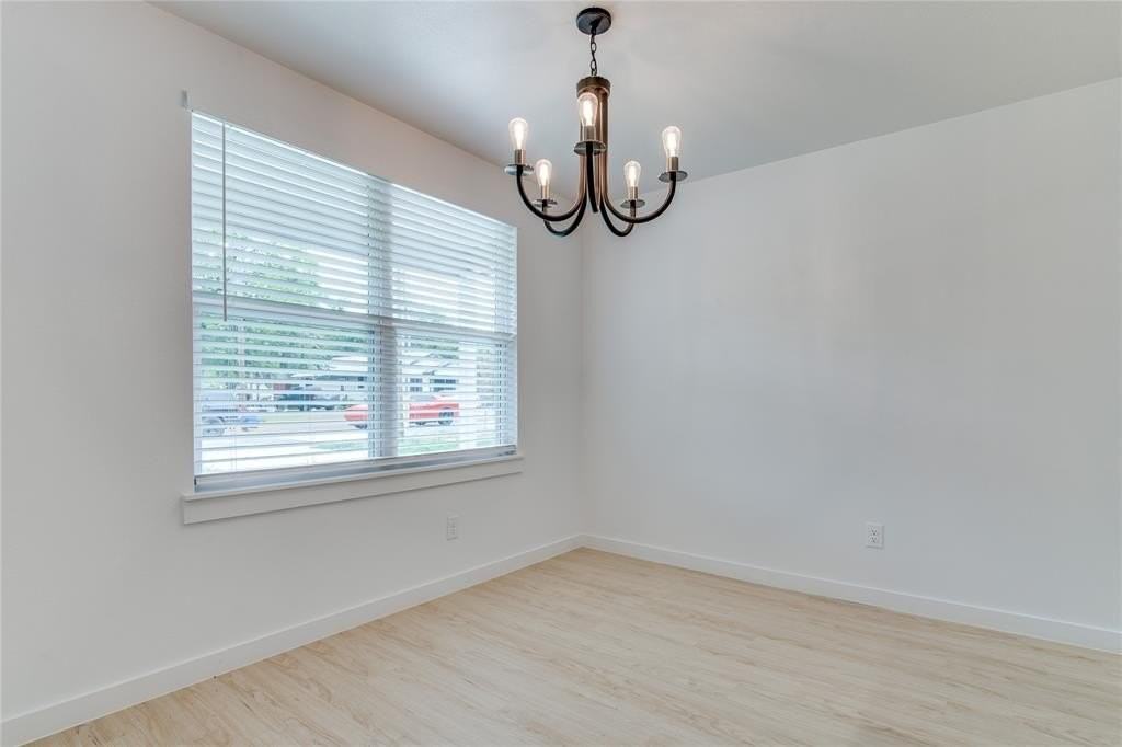 507 Campbell St - Photo 6 of 13