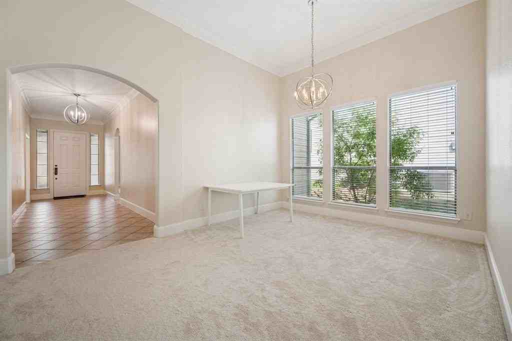 7905 Texian Trl - Photo 7 of 28