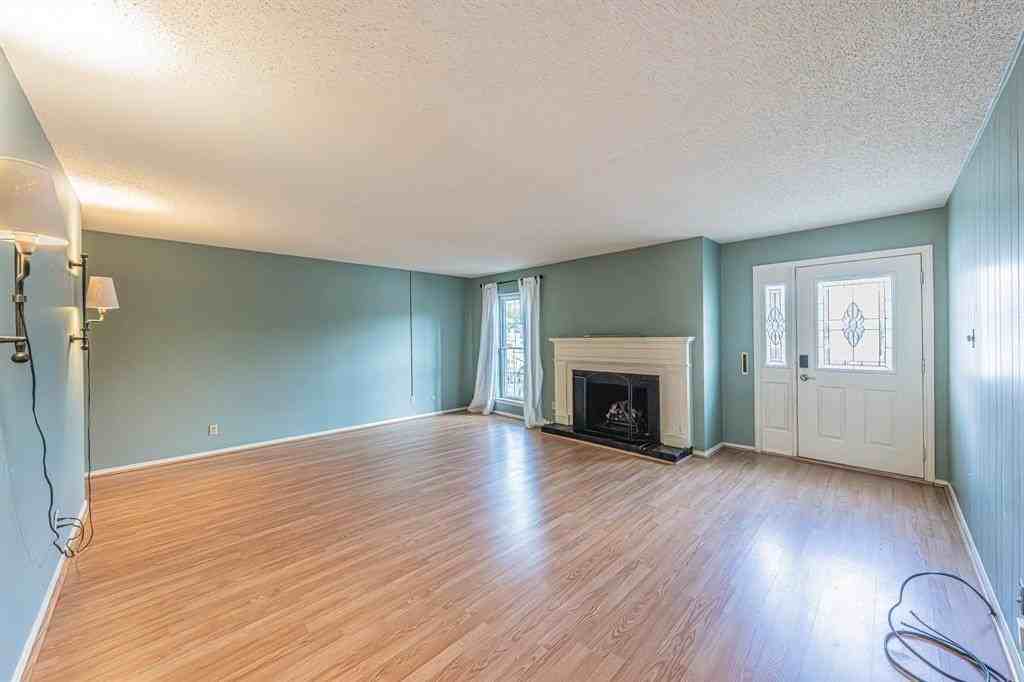 15927 Preston Rd #1005 - Photo 3 of 40