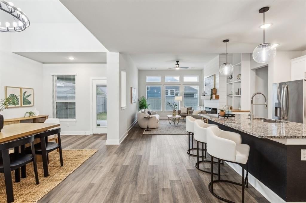 2417 Robin Way - Photo 7 of 24