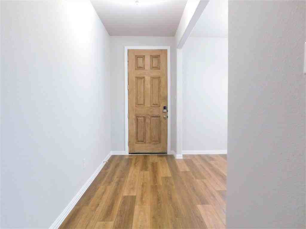 3023 Cliffview Dr - Photo 4 of 25