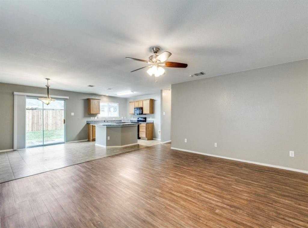 2001 Lake Trail Dr - Photo 7 of 24