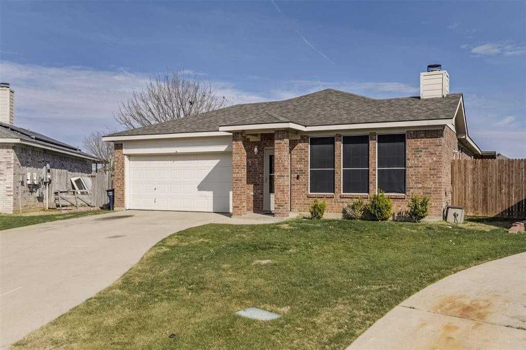 1117 Mckavett Dr - Photo 2 of 28