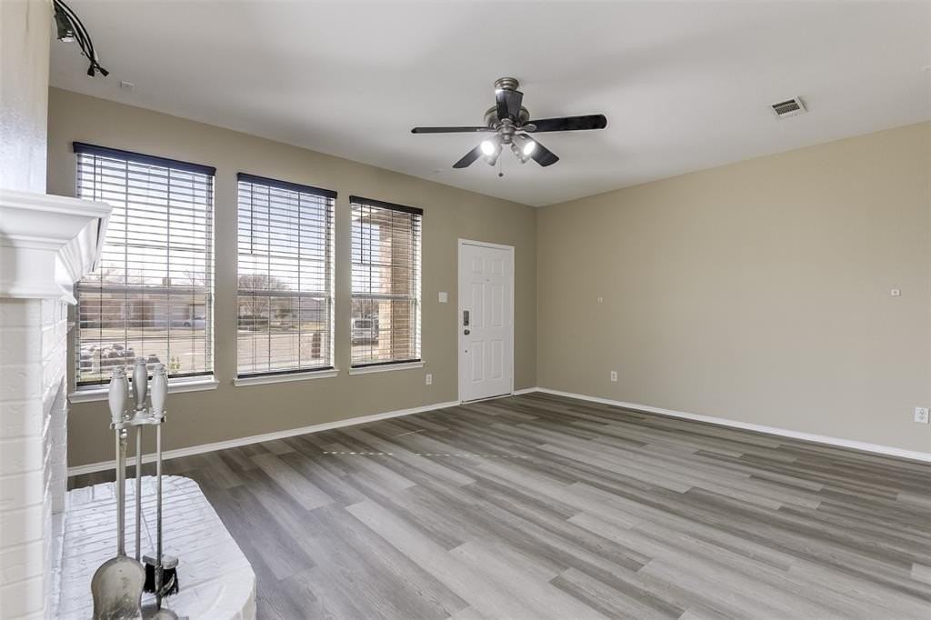 1117 Mckavett Dr - Photo 7 of 28