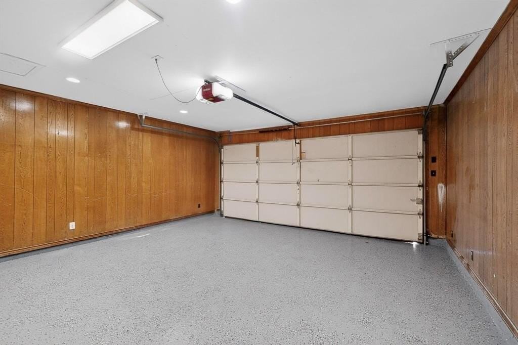 3233 Santana Ln - Photo 5 of 37