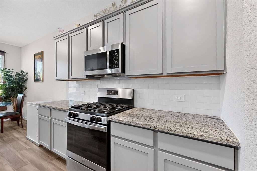 444 Ranchito Pass - Photo 5 of 18