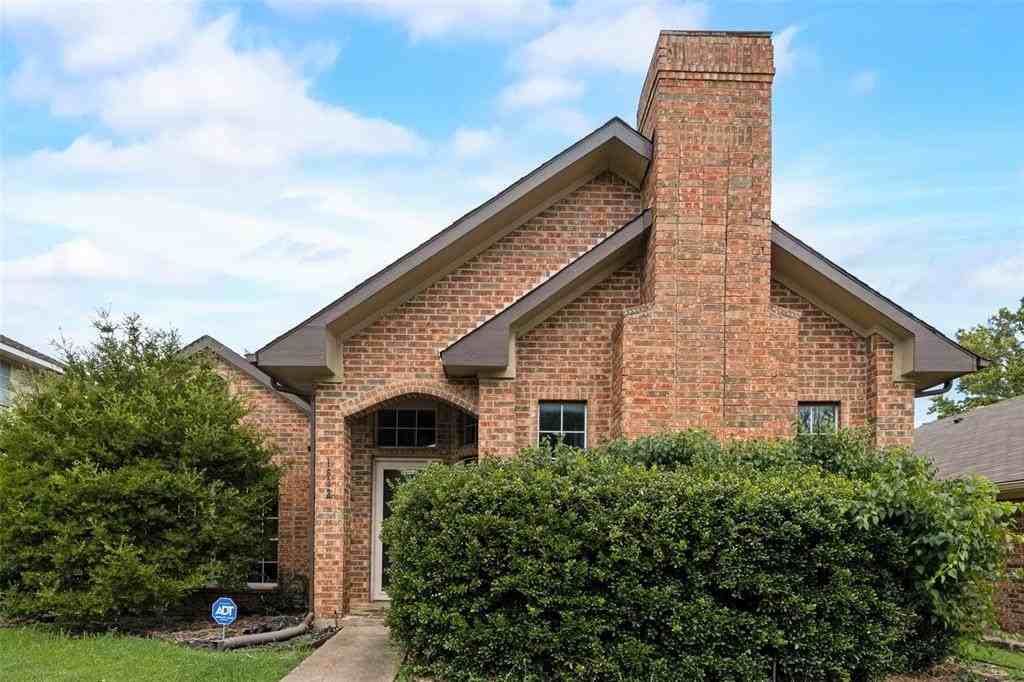 1632 Tuley St - Photo 5 of 20