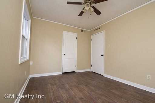 3627 Deerwood Ave - Photo 3 of 13
