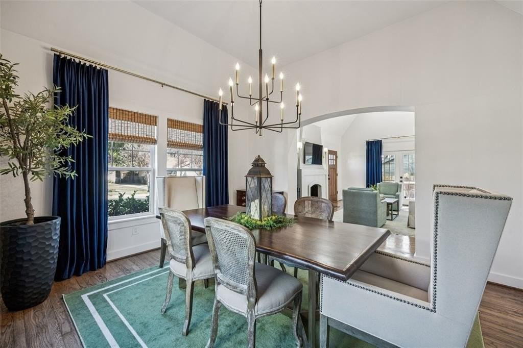 5019 Stoneleigh Ave - Photo 7 of 21