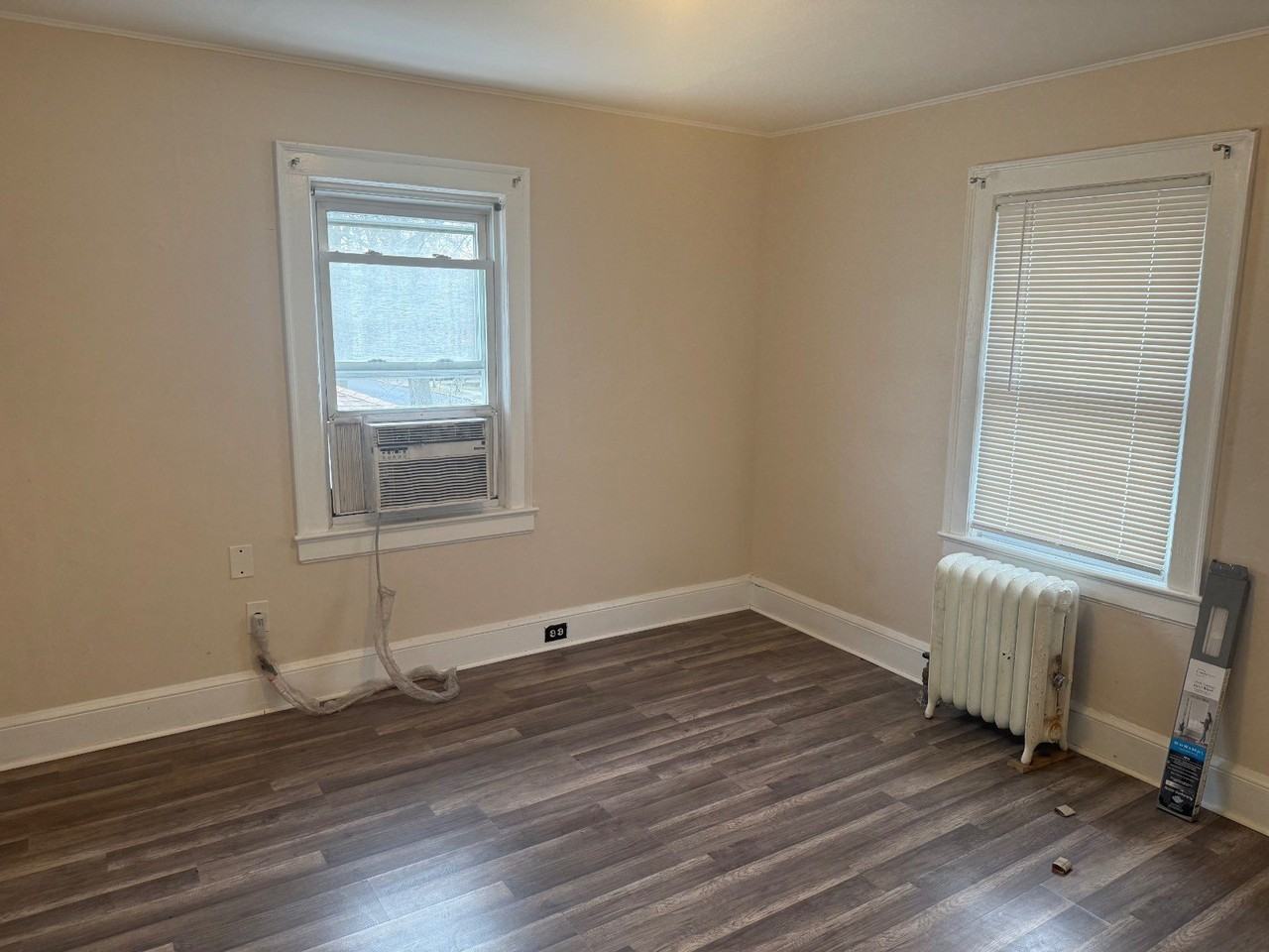 57 Vanderbilt Ave - Photo 4 of 19