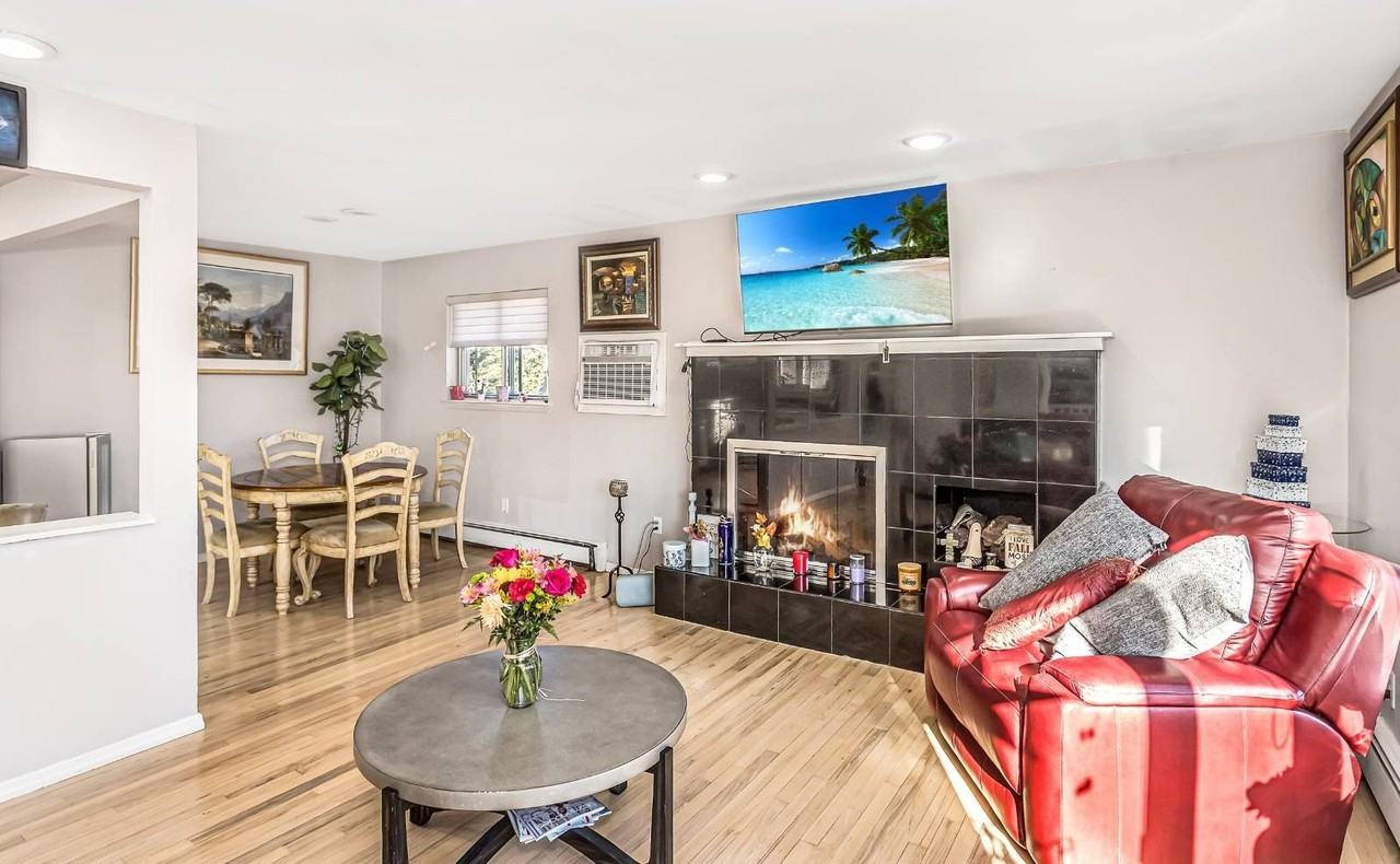 Nassau Rd - Photo 2 of 10