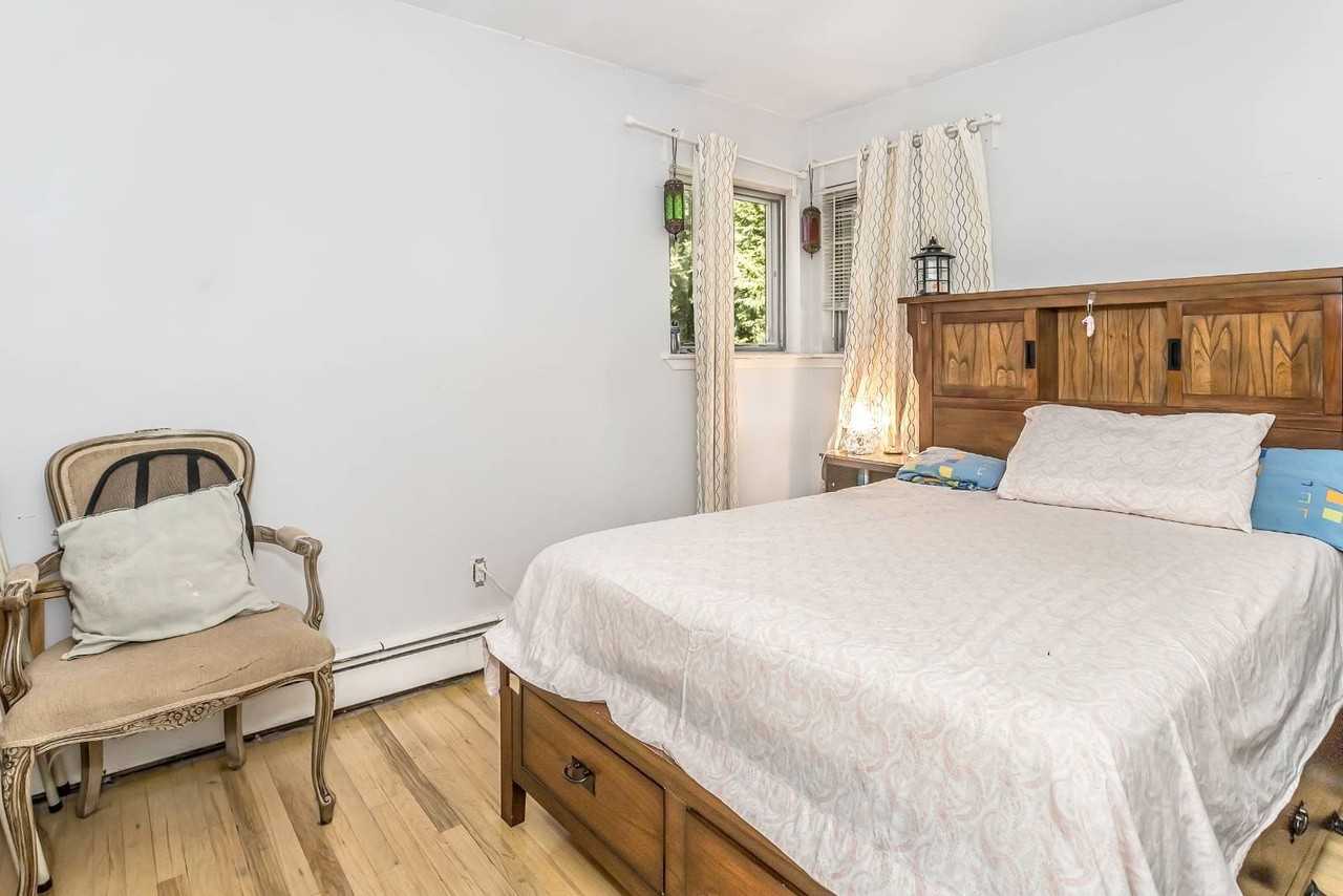 Nassau Rd - Photo 5 of 10