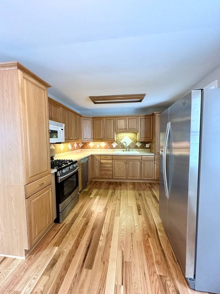 76 Trottingham Ct - Photo 5 of 33