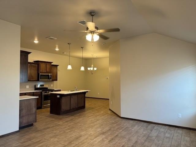 607 Marlin Ct - Photo 5 of 33